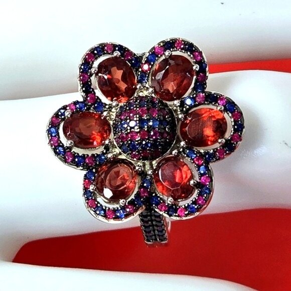 925 Sterling Silver Flower Ring Sz 7.75 with Natural Garnet, Ruby, Sapphire Gems - Picture 2 of 9